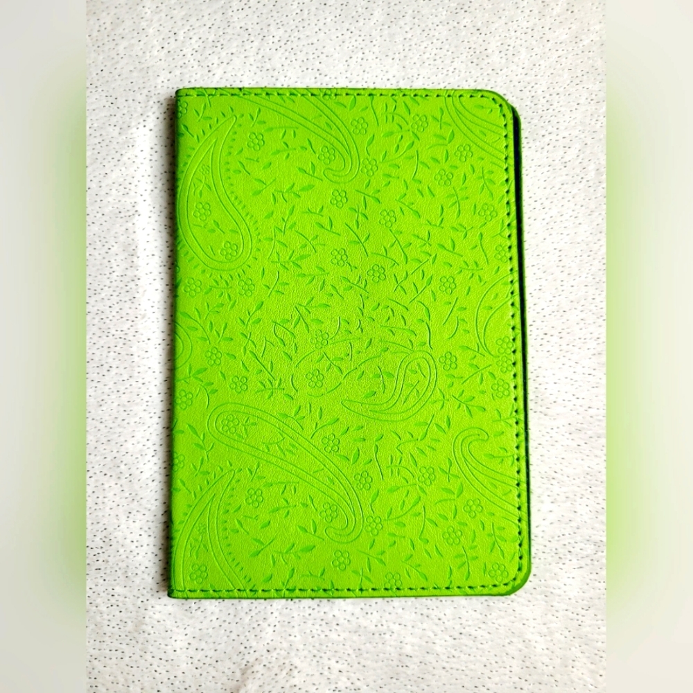 Passport holder NWOT